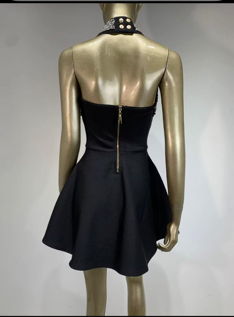 Sisi Halter Strapless